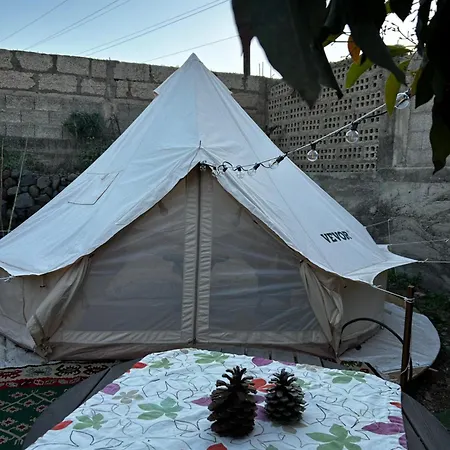 Tente de luxe Yurt In Avocado Garden